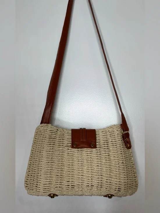Woven wicker Crossbody Bag with Brown Trim magnetic closure adjustable summer - Picture 6 of 9